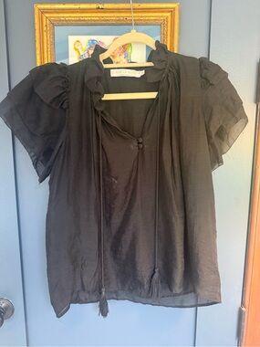 HUNTER BELL Black Ruffled Tie-Neck Short Sleeve Blouse